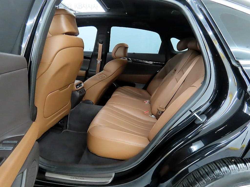 Genesis G80 - Vista 6