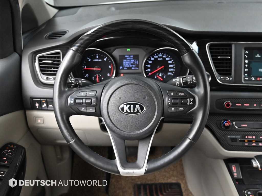 KIA Carnival 2019 Blanco - Importación desde Corea - HF Imports Iquique - Foto 13