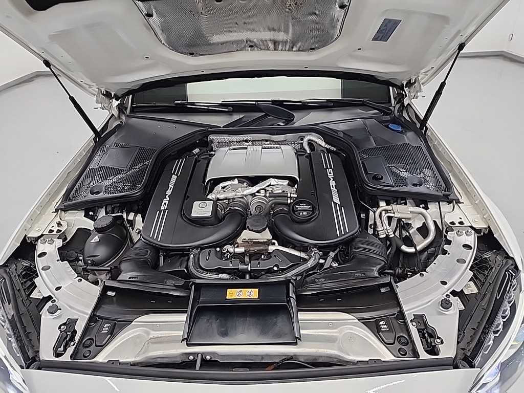 Mercedes Benz C Class - Vista 5