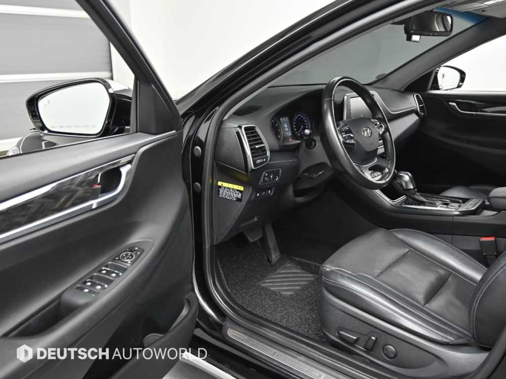 HYUNDAI Grandeur - Vista 11