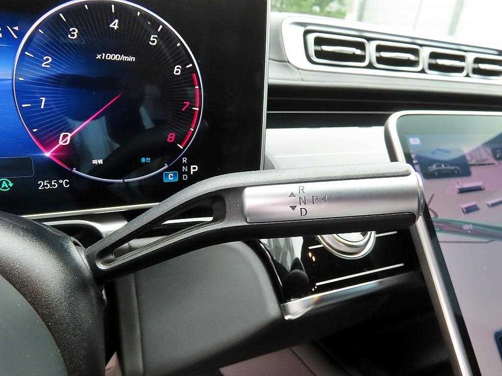 Mercedes Benz S Class - Vista 11