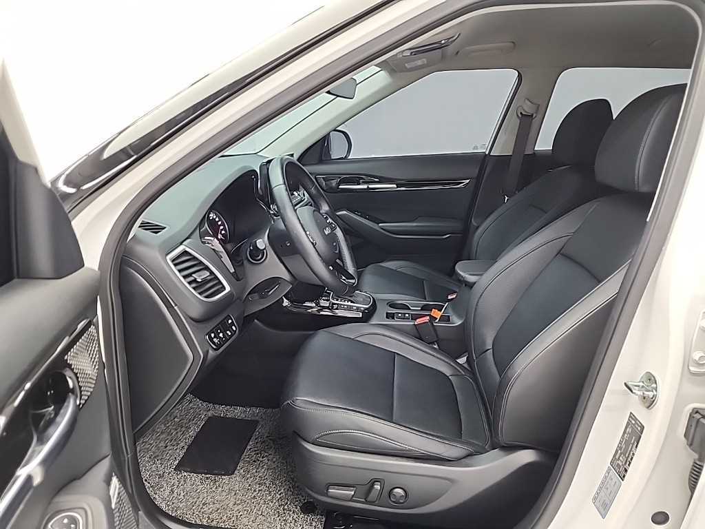 KIA Seltos - Vista 11