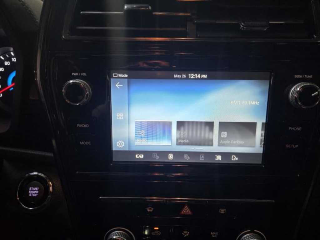 Ssangyong Tivoli - Vista 11