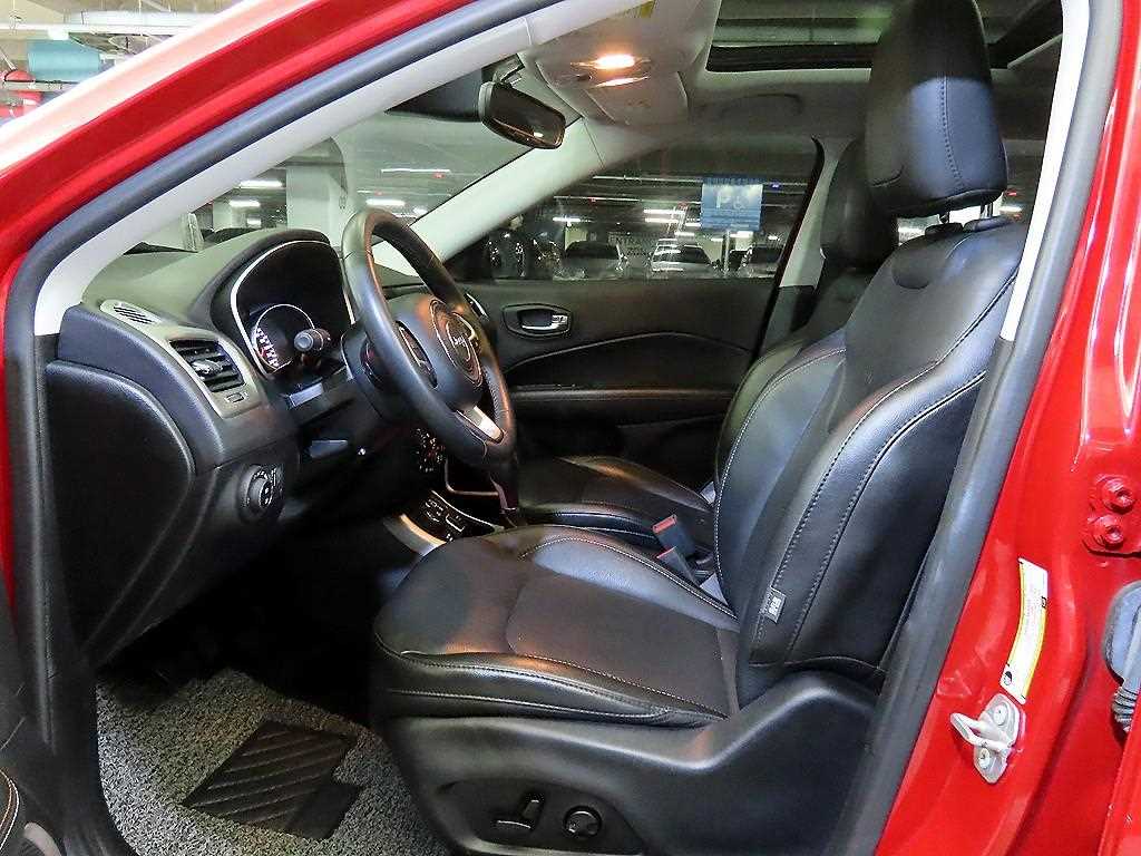 Jeep Compass - Vista 6