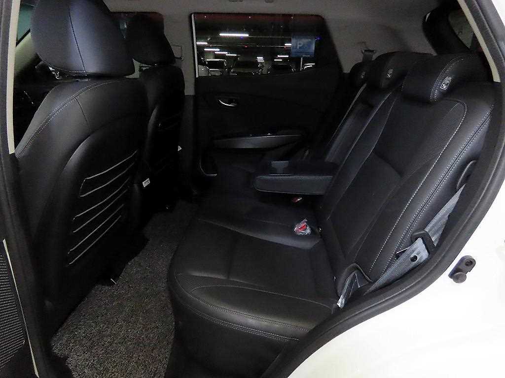 Ssangyong Tivoli - Vista 7