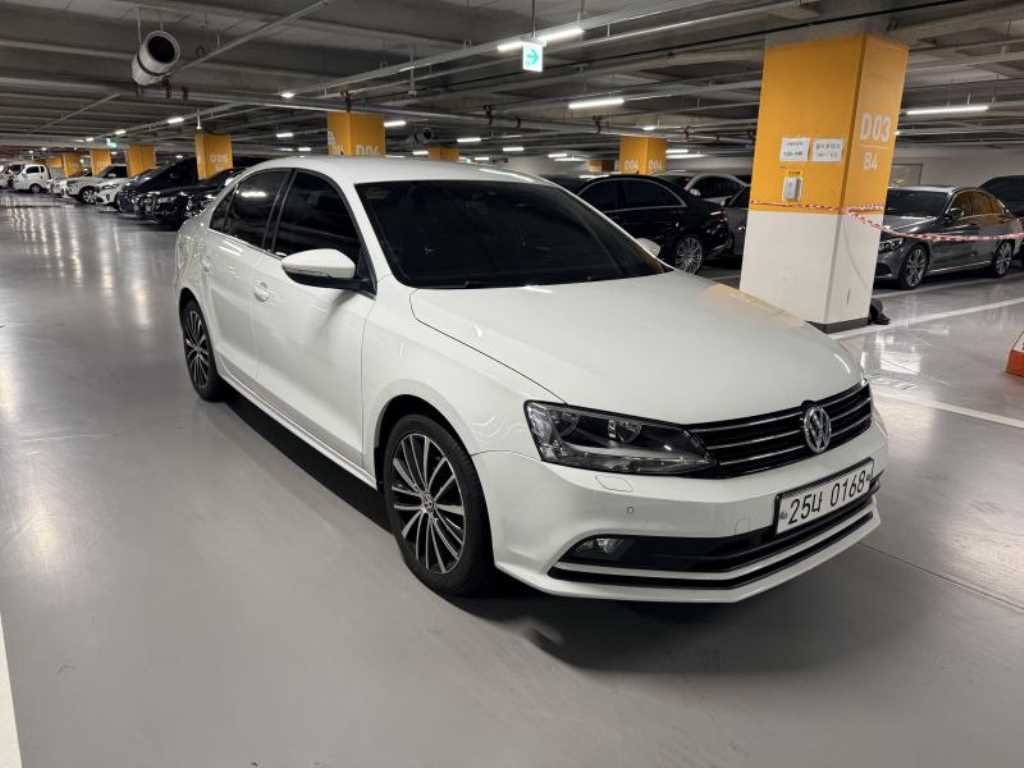 Volkswagen Jetta - Vista 2