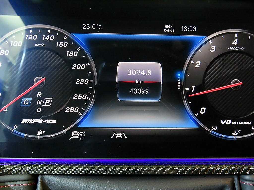 Mercedes Benz G Class (G Wagen) - Vista 9
