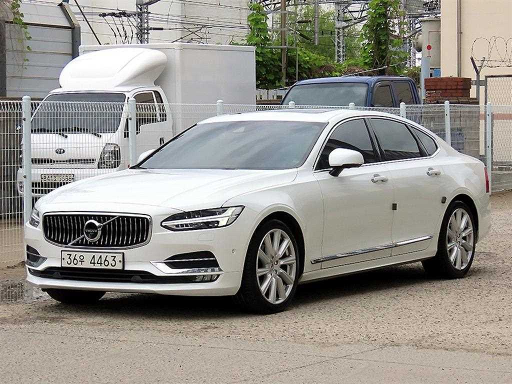 Volvo S90 - Vista 2