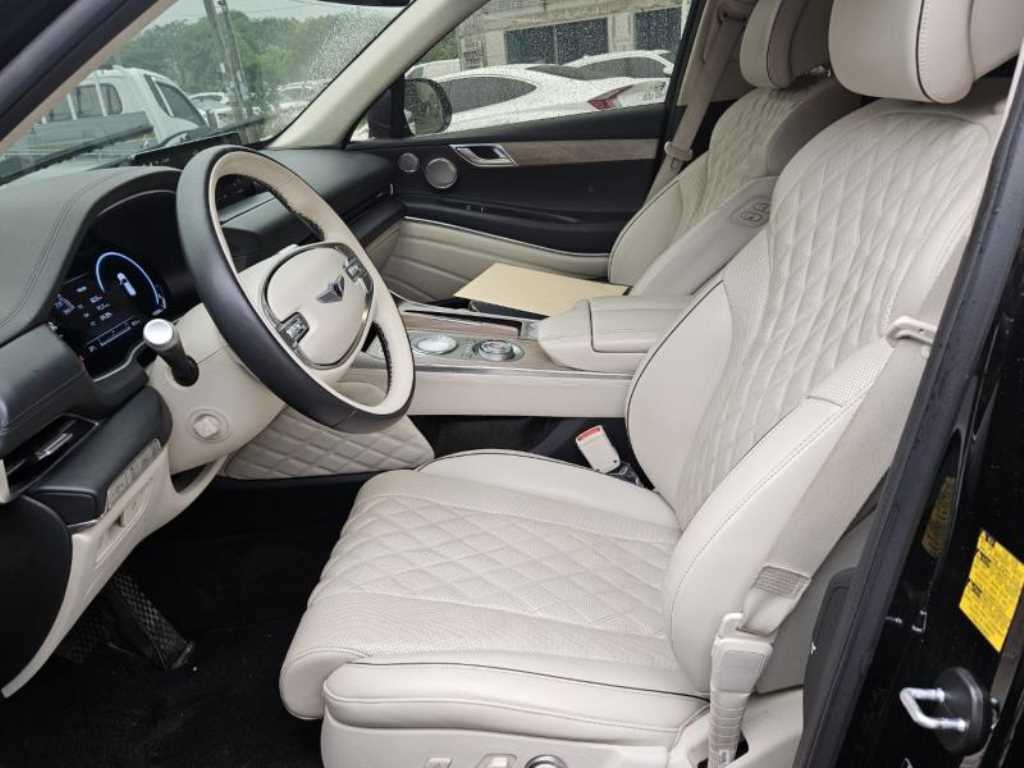 Genesis GV80 - Vista 6