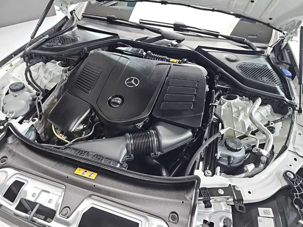 Mercedes Benz E class - Vista 5