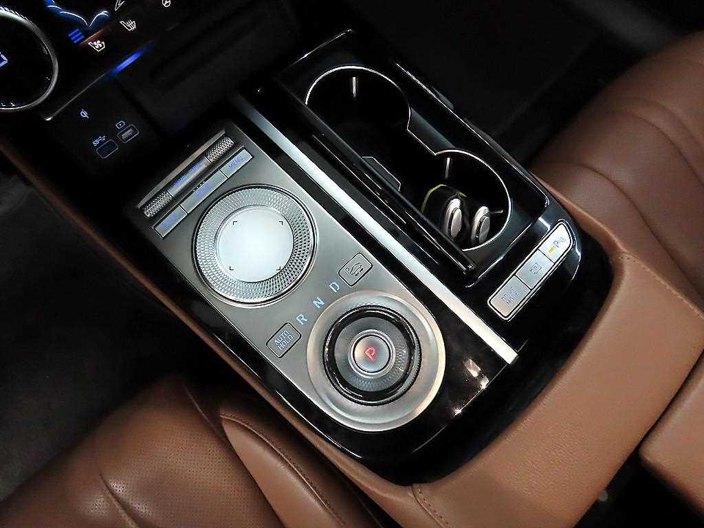 Genesis G80 - Vista 10
