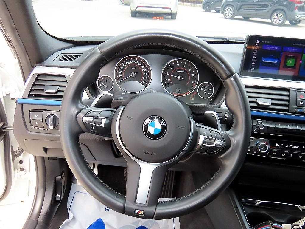 BMW 3 series - Vista 8