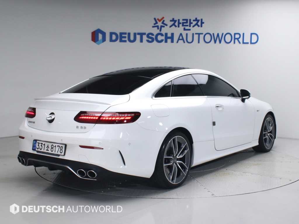 Mercedes Benz E class - Vista 2