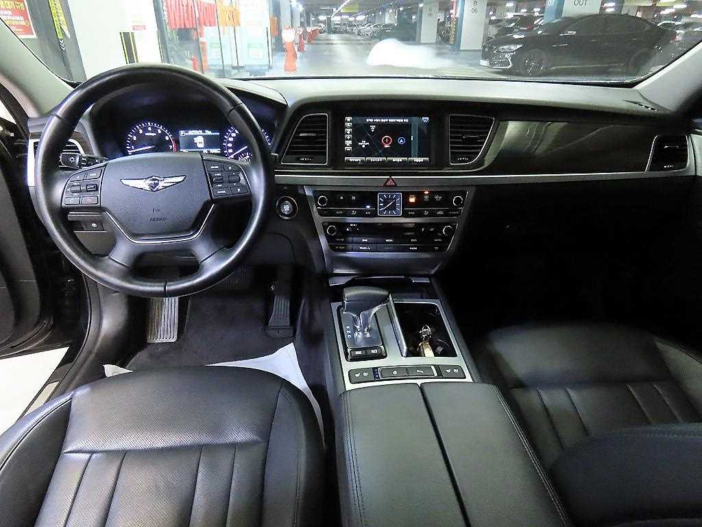 Genesis G80 - Vista 9