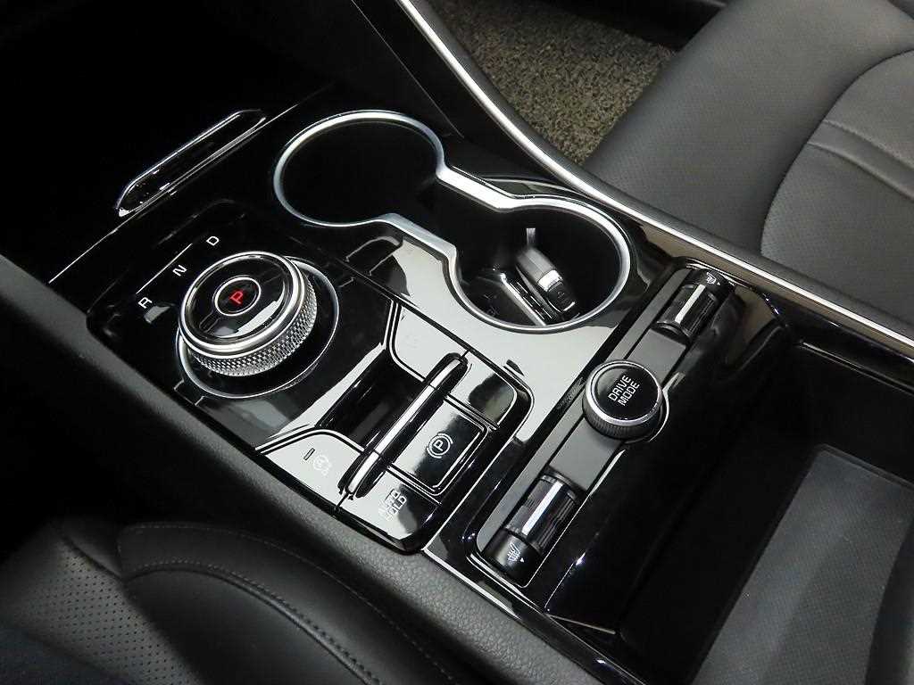 KIA K5 - Vista 11