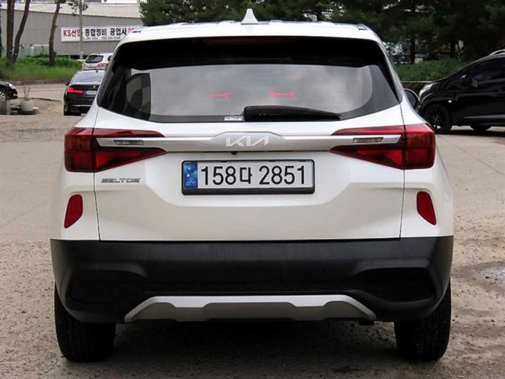 KIA Seltos - Vista 4