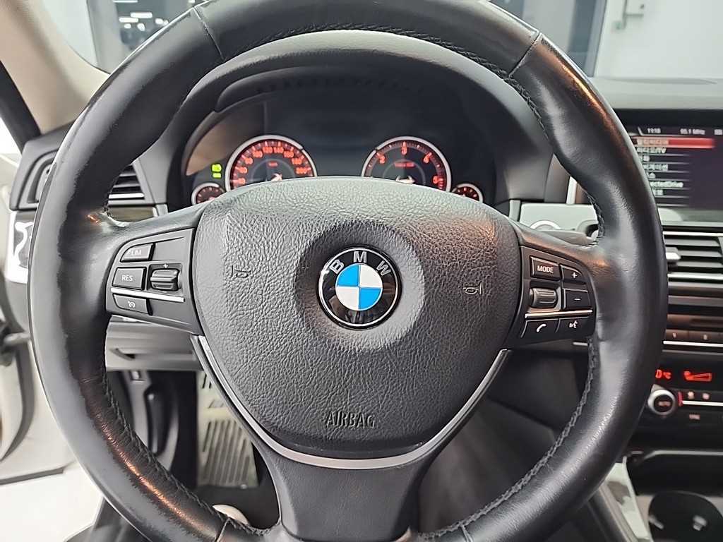 BMW 5 Series - Vista 9