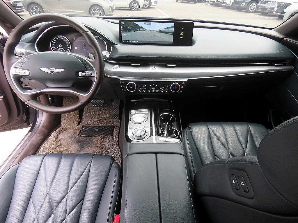 Genesis G80 - Vista 8