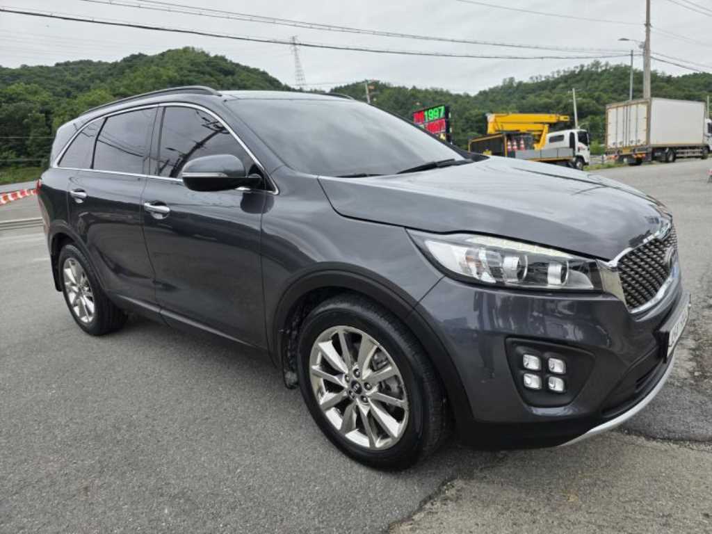 KIA Sorento - Vista 3