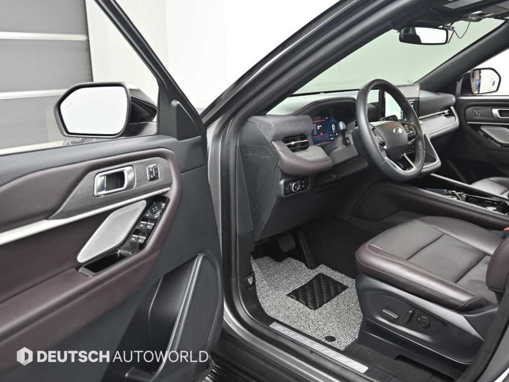 Ford Explorer - Vista 11
