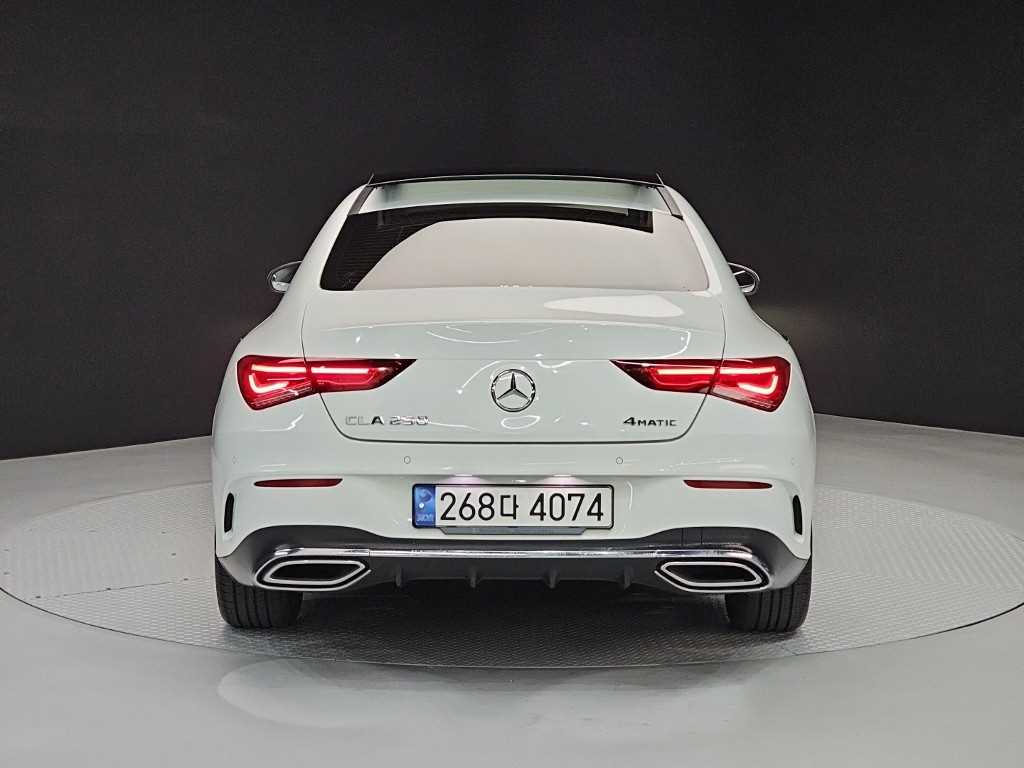 Mercedes Benz CLA Class - Vista 3