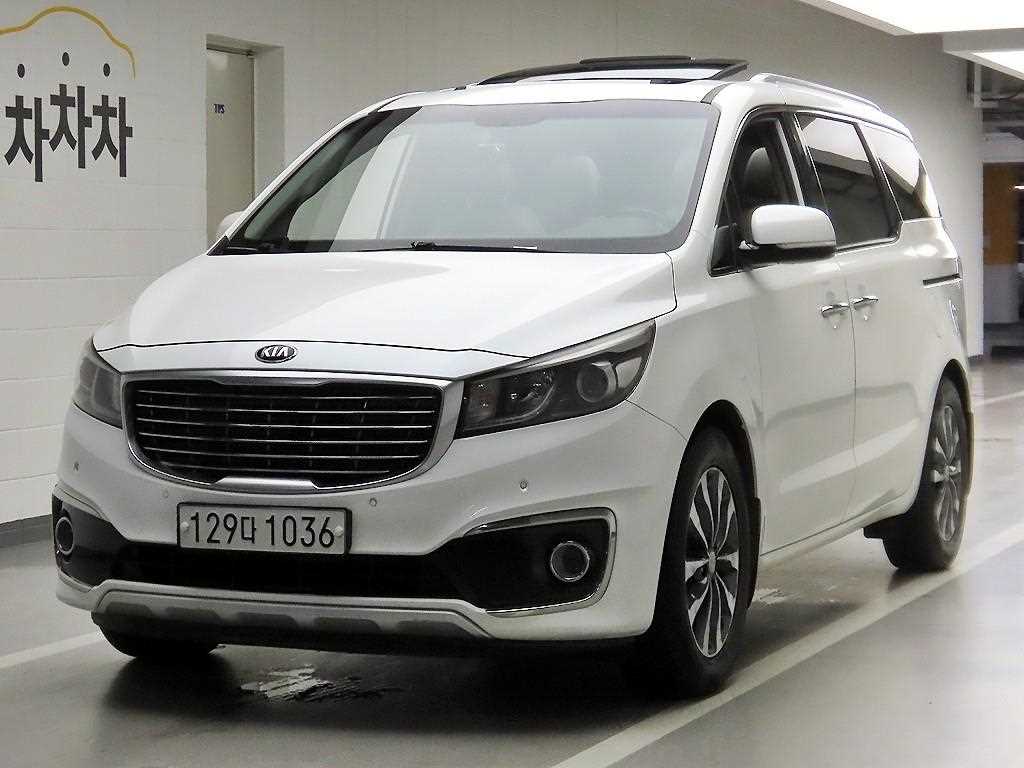 KIA Carnival - Vista 2