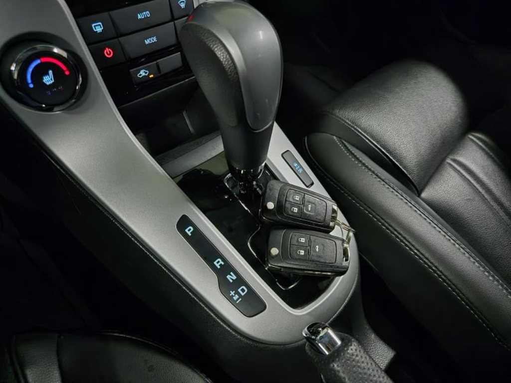 Chevrolet Cruise 2016 Blanco - Importación desde Corea - HF Imports Iquique - Foto 16