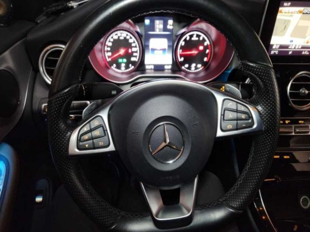 Mercedes Benz C Class - Vista 8
