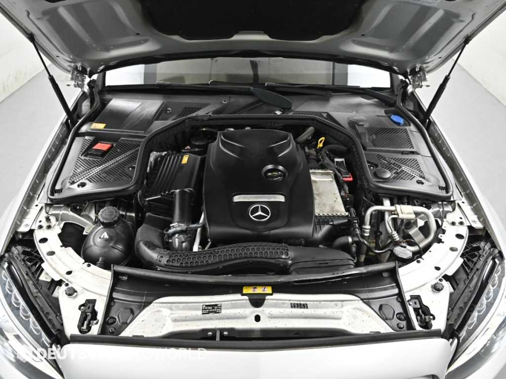Mercedes Benz C Class - Vista 6