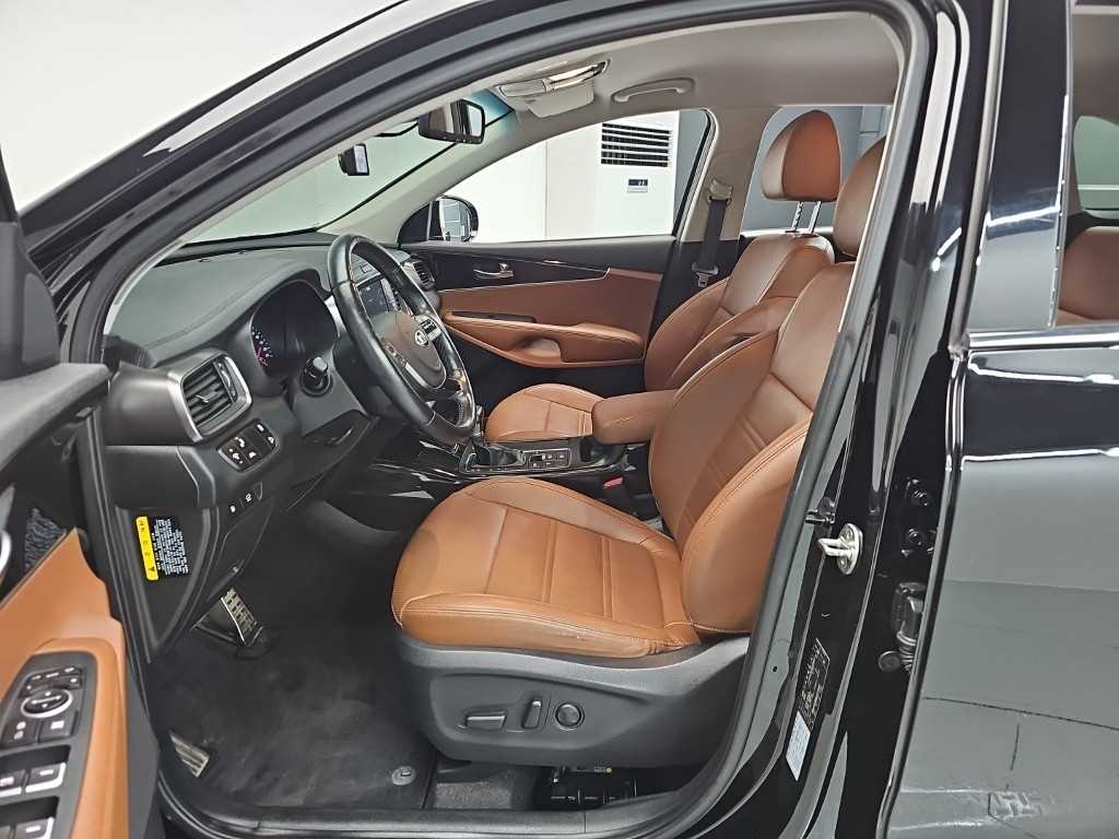 KIA Sorento - Vista 11