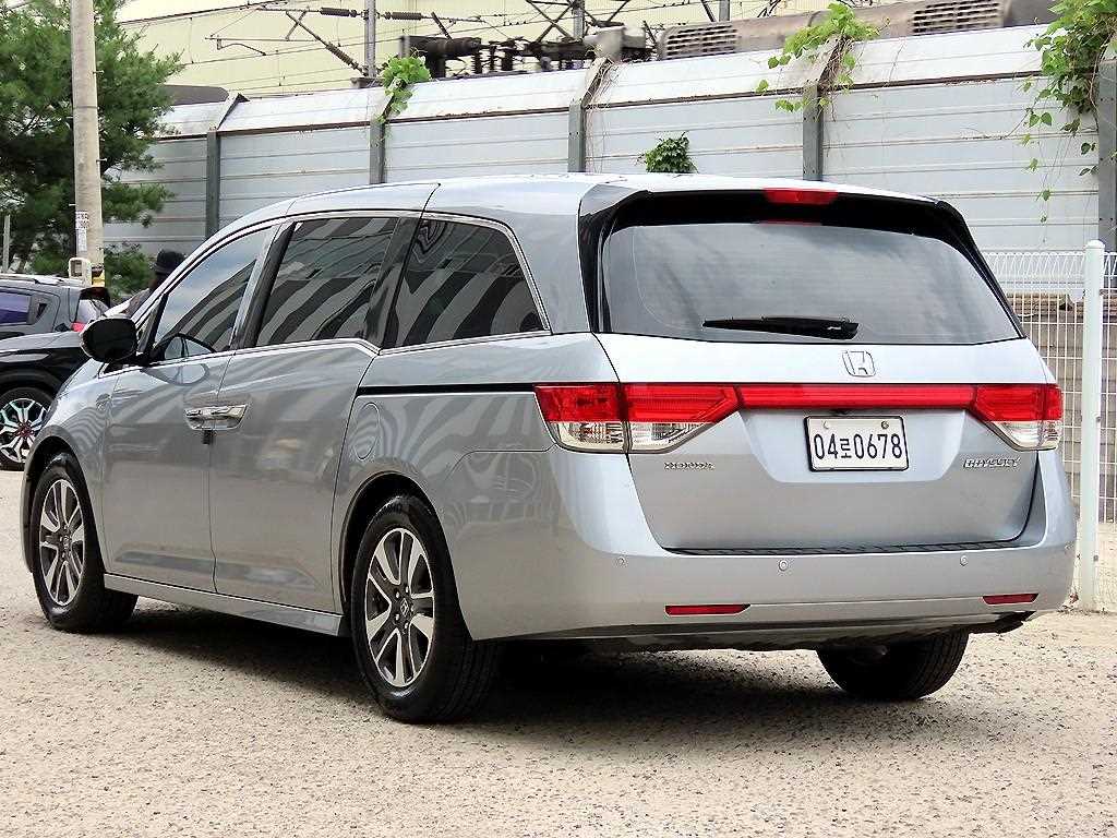 Honda Odyssey - Vista 3