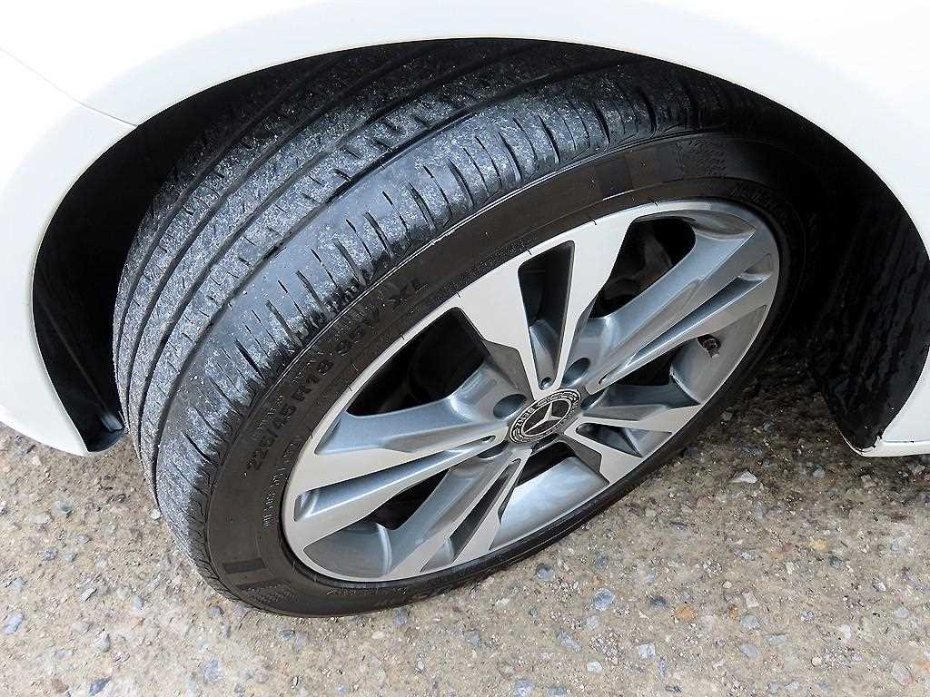 Mercedes Benz C Class 2018 Blanco - Importación desde Corea - HF Imports Iquique - Foto 20