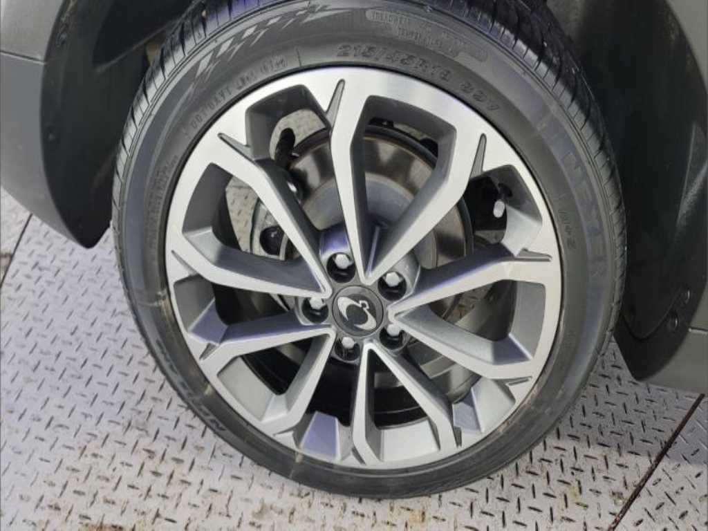 Ssangyong Tivoli - Vista 12