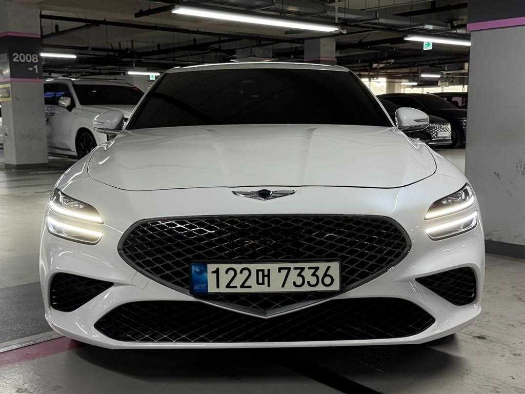 Genesis G70 - Vista 2