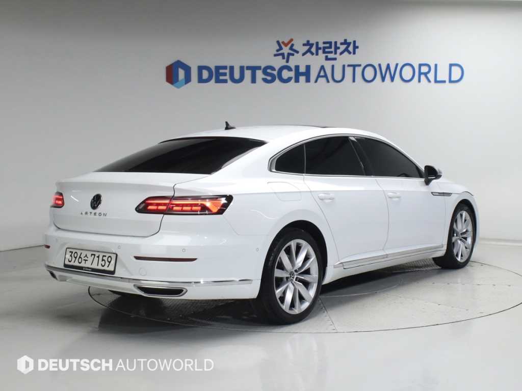 Volkswagen Arteon - Vista 4
