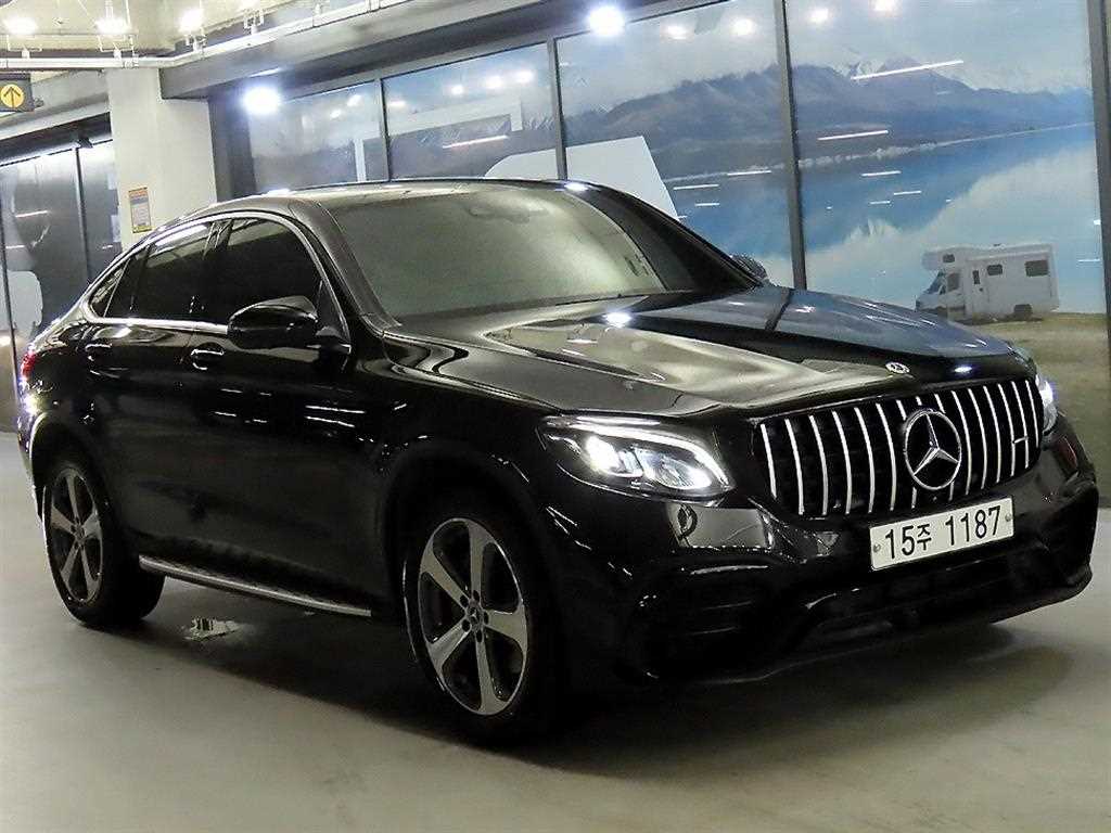 Mercedes Benz GLC Class 2019 Negro - Importación desde Corea - HF Imports Iquique - Foto 1