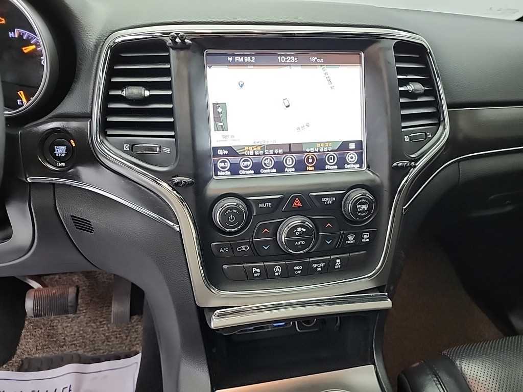 Jeep Cherokee - Vista 10