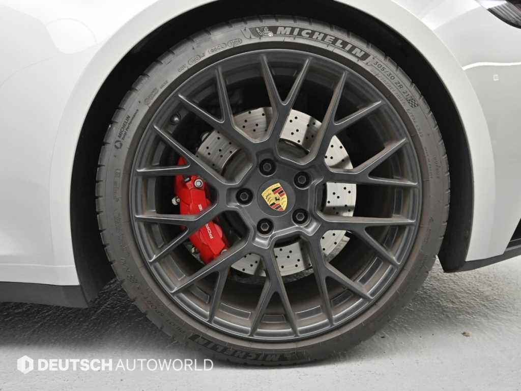 Porsche 911 - Vista 5