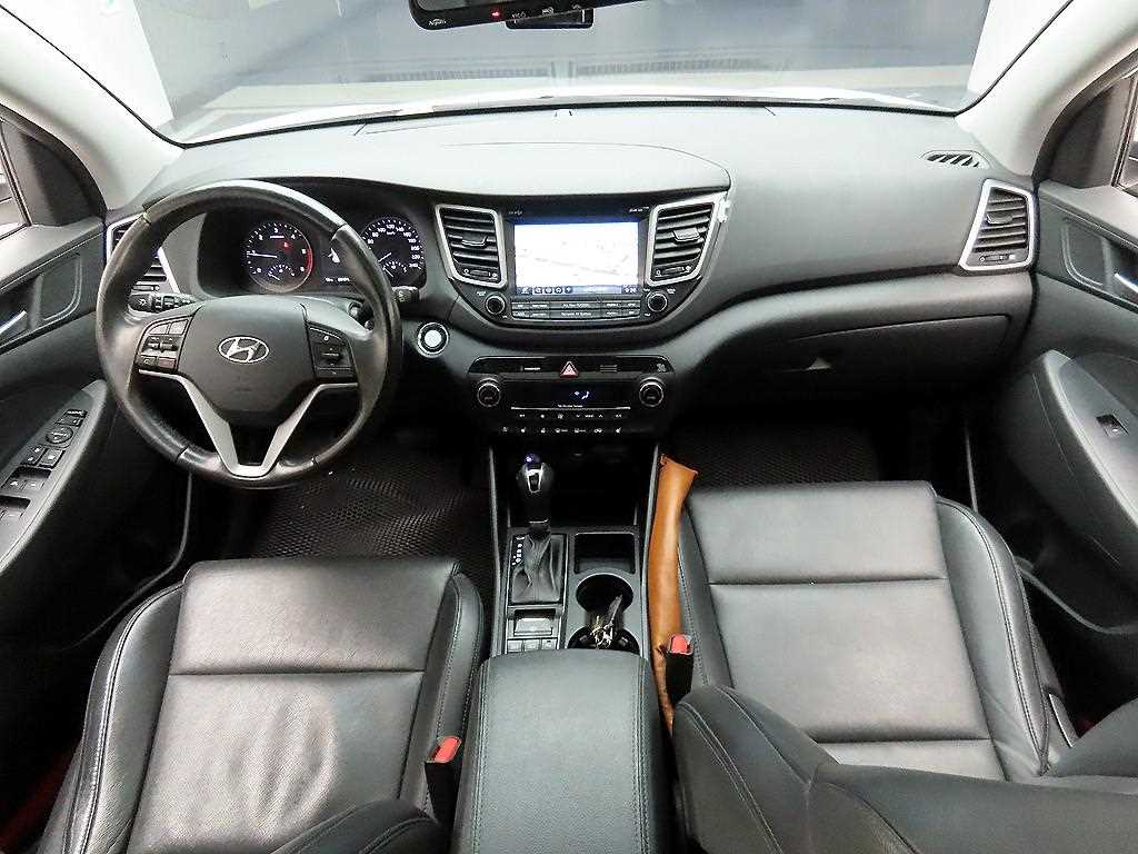 HYUNDAI Tucson - Vista 8