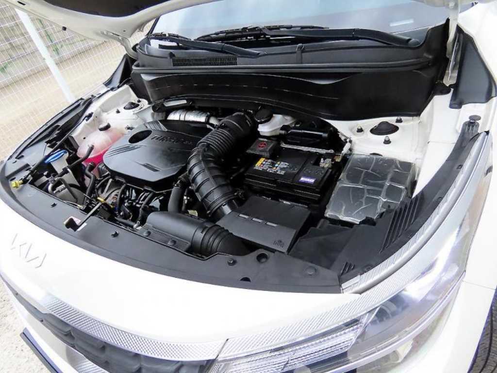 KIA Seltos 2022 Blanco - Importación desde Corea - HF Imports Iquique - Foto 18
