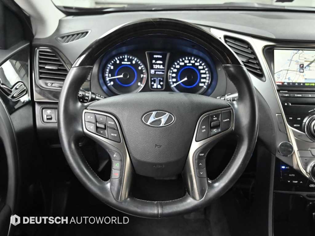 HYUNDAI Grandeur 2011 Negro - Importación desde Corea - HF Imports Iquique - Foto 13