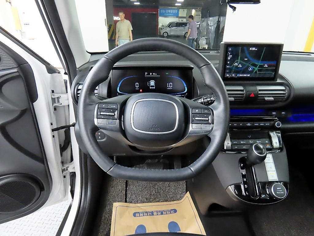 HYUNDAI Casper - Vista 9