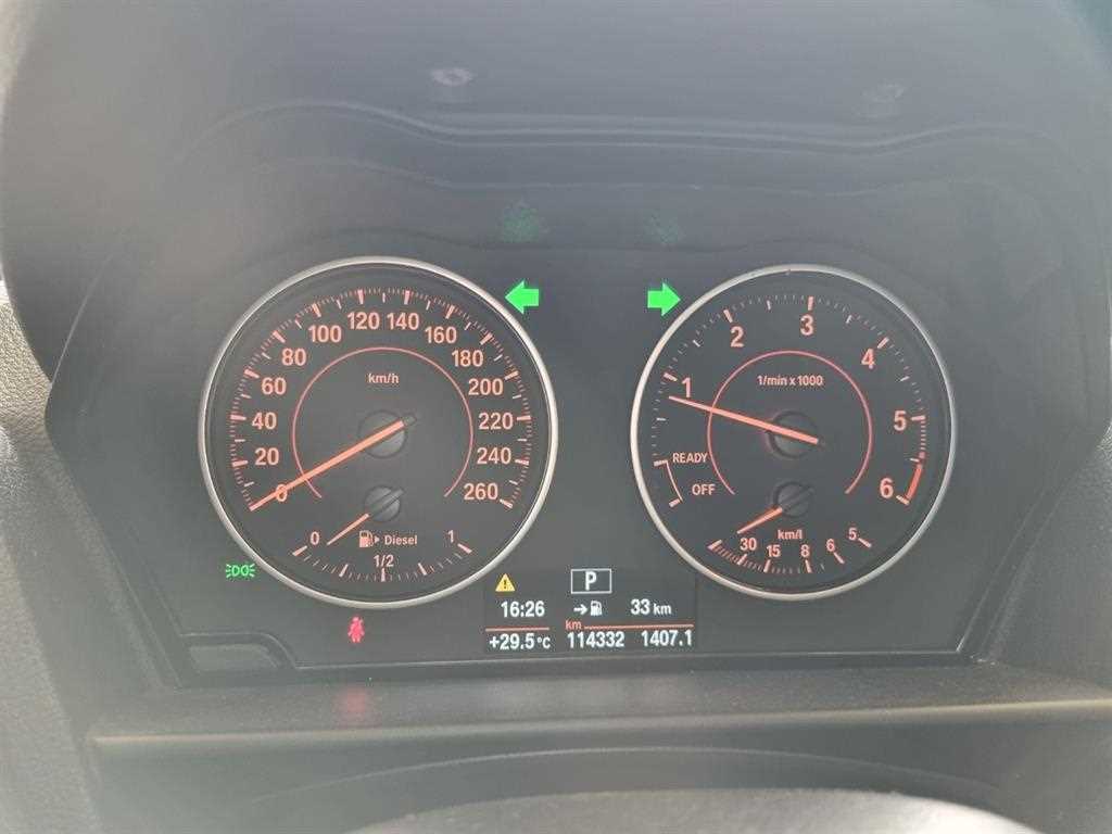 BMW 1 series 2016 Azul - Importación desde Corea - HF Imports Iquique - Foto 1