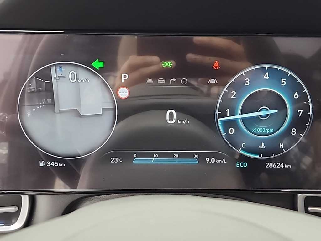 HYUNDAI Avante - Vista 6