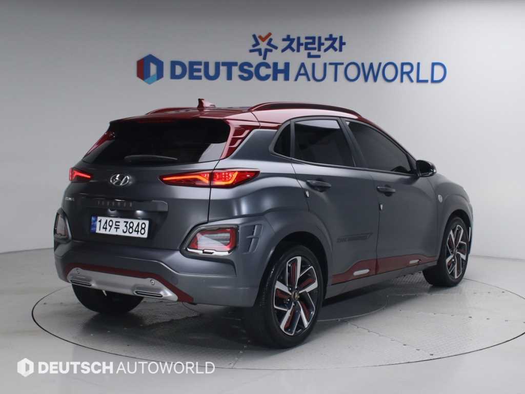 HYUNDAI Kona - Vista 2