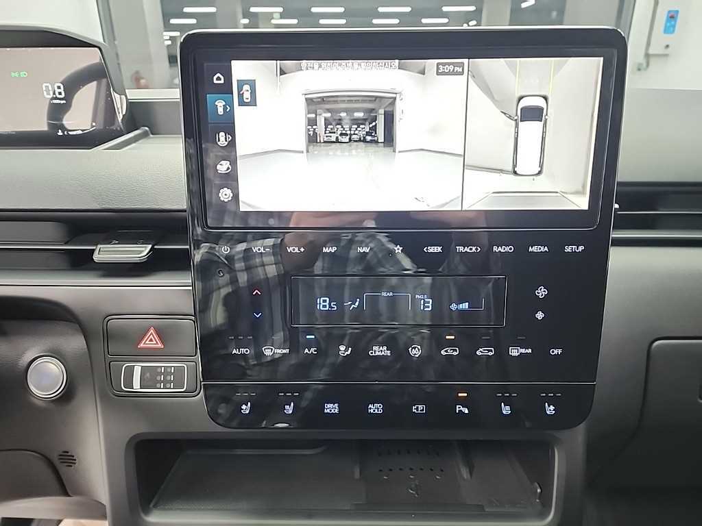 HYUNDAI Staria - Vista 10