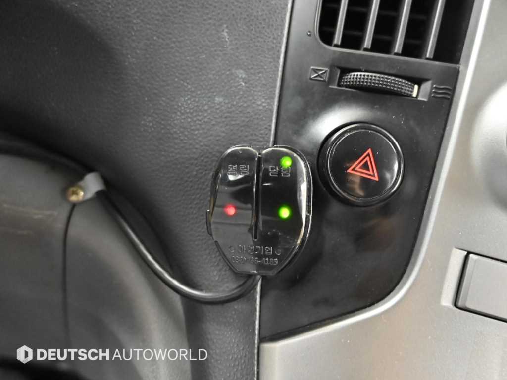 HYUNDAI Starex 2015 Amarillo - Importación desde Corea - HF Imports Iquique - Foto 18