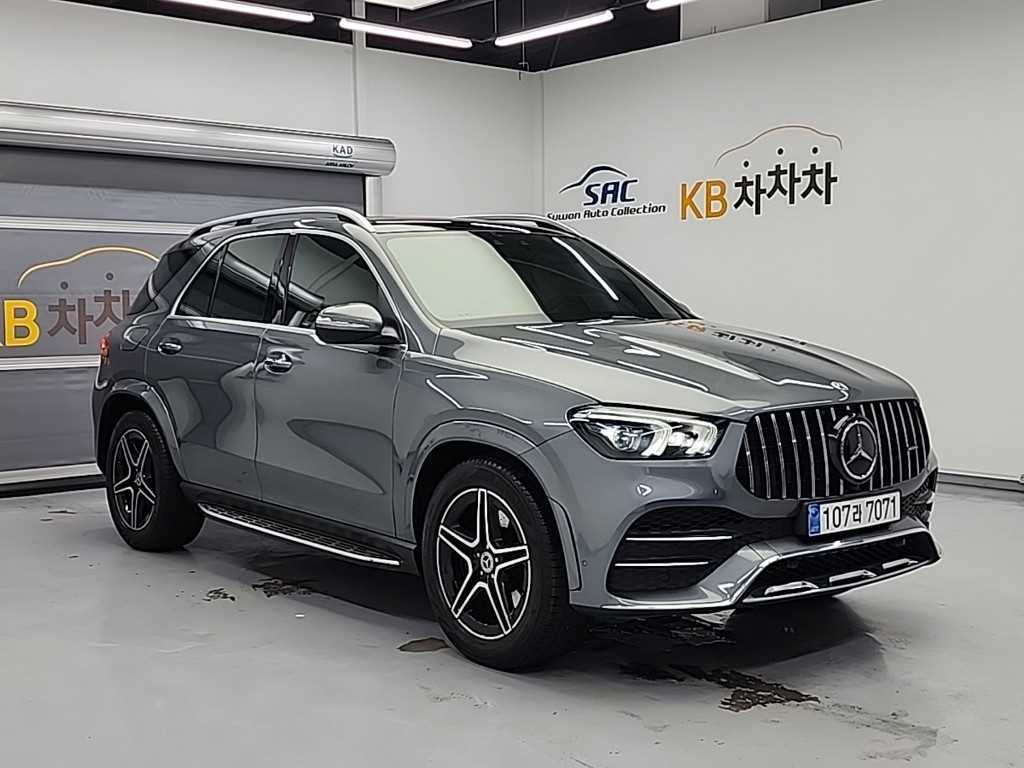 Mercedes Benz GLE Class - Vista 4