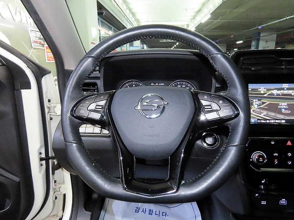 Ssangyong Tivoli - Vista 8