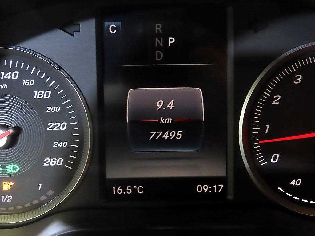 Mercedes Benz GLC Class - Vista 9
